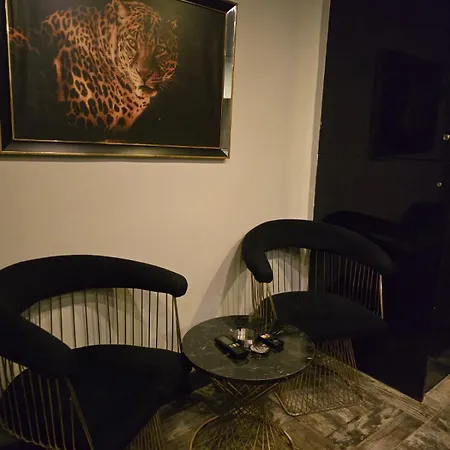 Klc Aparthotel *